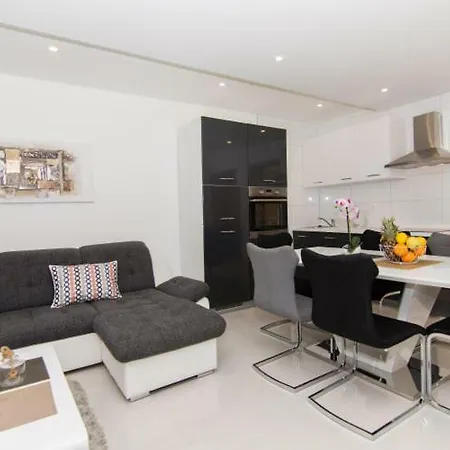 Apartment Aria Trogir
