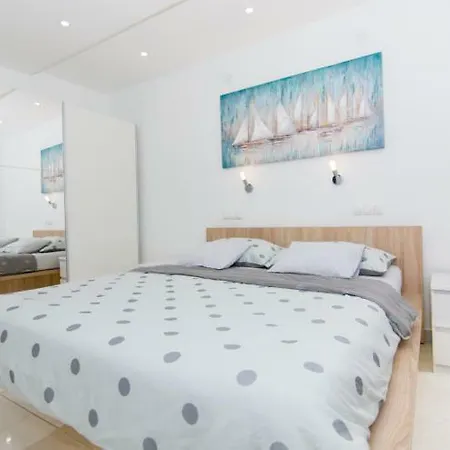 Aria Apartment