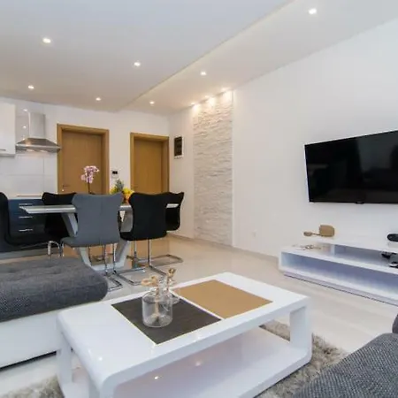 Apartment Aria Trogir